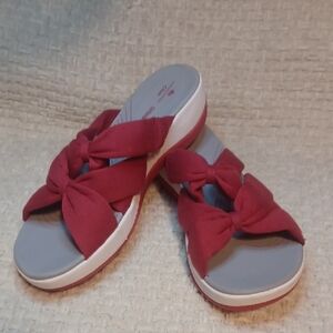 Women's Clarks Red Bow Slides